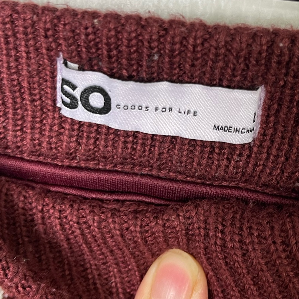 So Goods For Life Crochet Sweater Maxi Pencil
skirt Sz Large 34.5” length - Picture 7 of 9